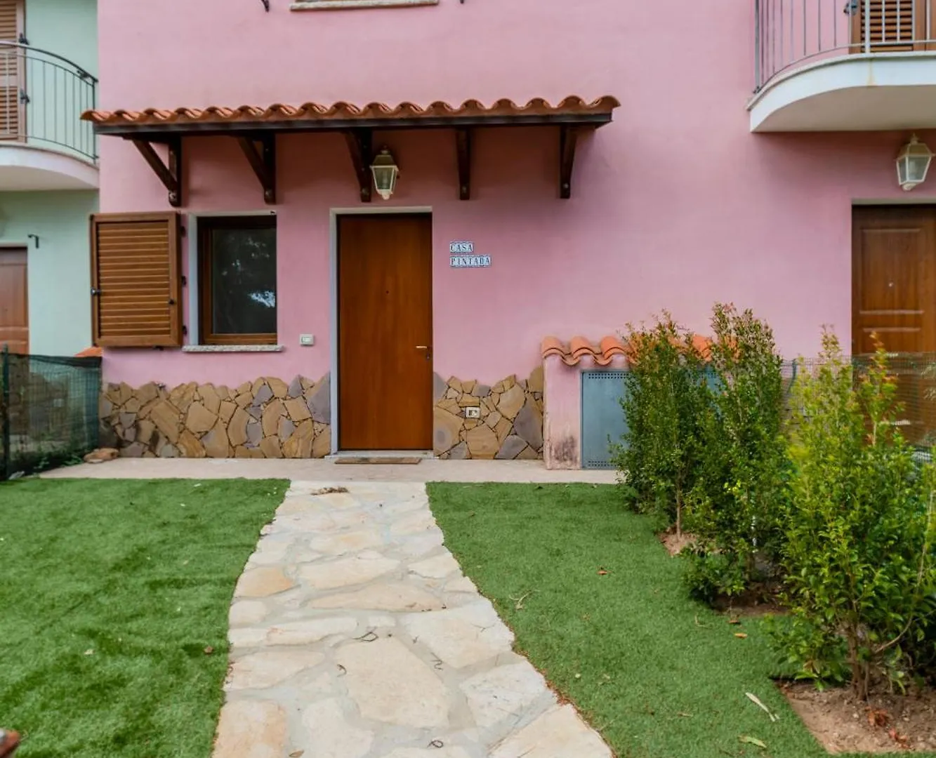 Casa Pintada, 400M To Beach 0*, Porto Pino Italien