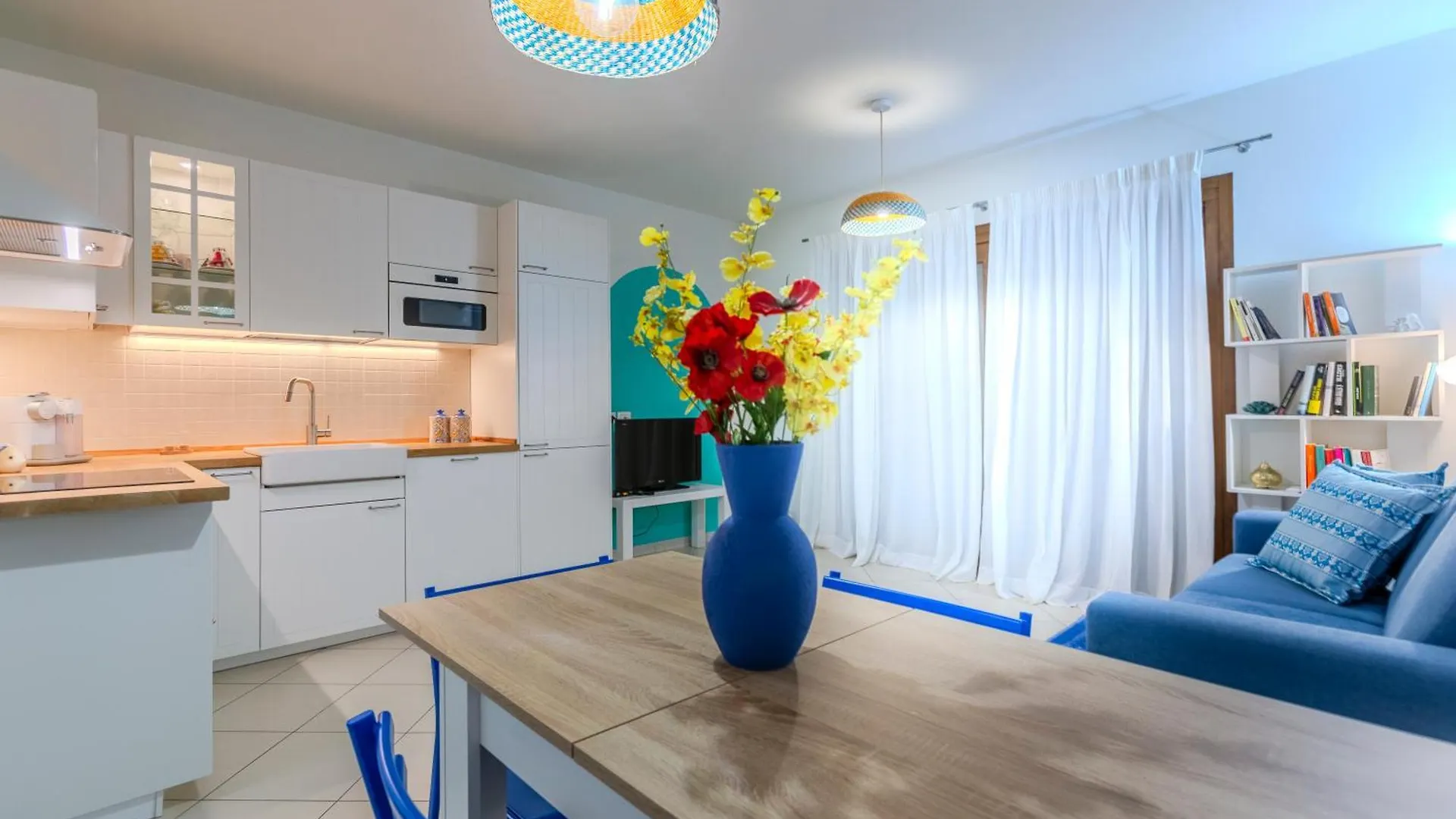 Holiday home Casa Pintada, 400M To Beach Italy
